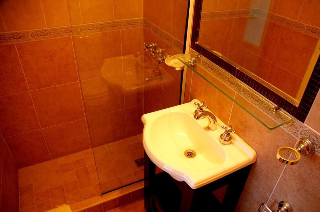 Hotel St. James ピナマール エクステリア 写真